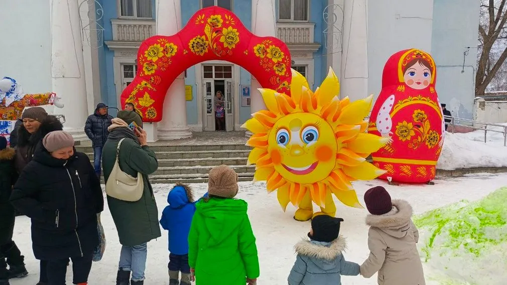 В Новозыбкове весело проводили зиму