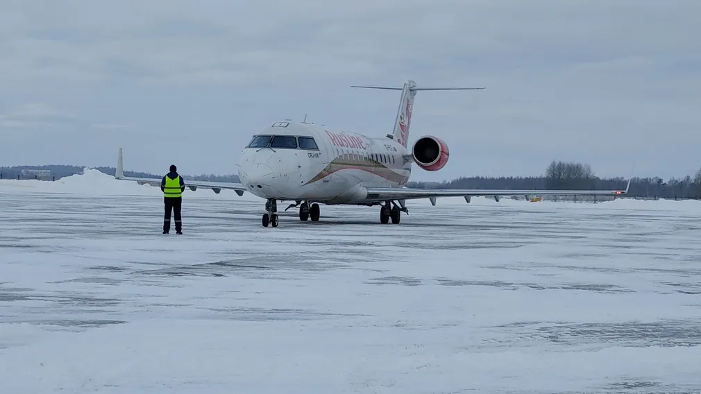 Брянцы смогут вернуть невозвратные билеты при 30-минутной задержке рейса