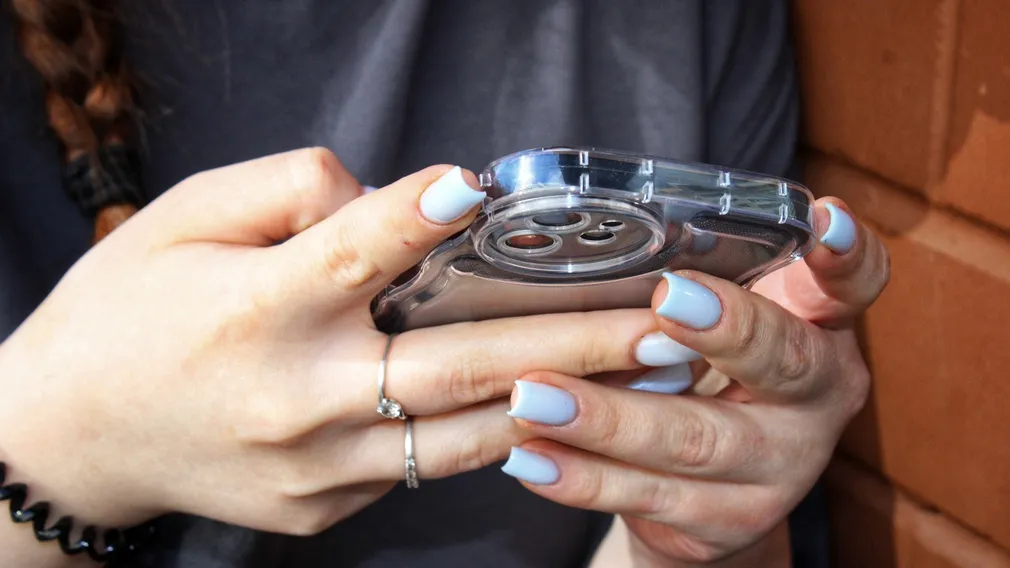 Брянцев предупредили о «мошенниках-свахах»